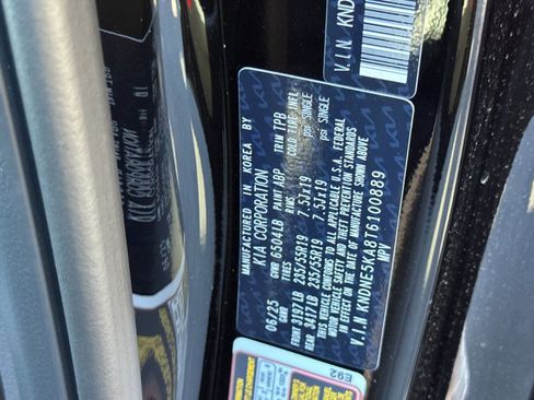 New 2026 Kia Carnival SX image 29