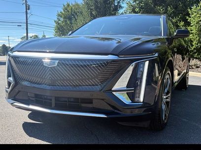 Certified 2025 Cadillac Lyriq Luxury w/ LPO, Floor Liner Package