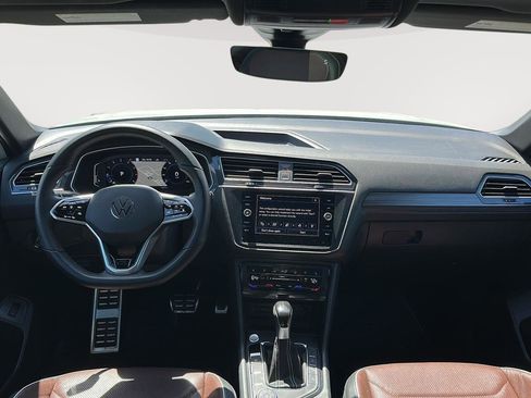 Used 2023 Volkswagen Tiguan SEL R-Line AWD/4WD image 38