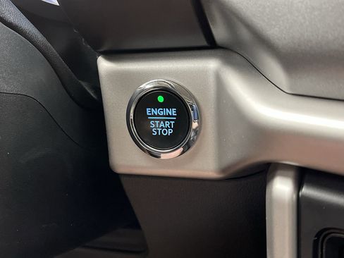 Used 2022 Ford Expedition XLT image 20