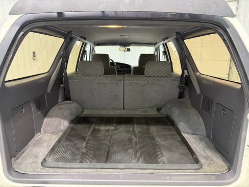 Used 1995 Toyota 4Runner SR5 AWD/4WD image 17