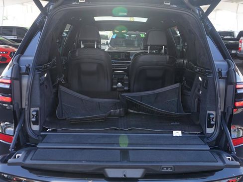 Used 2024 BMW X7 xDrive40i w/ M Sport Package AWD/4WD image 33
