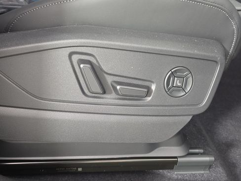 New 2026 Audi SQ5 Premium Plus AWD/4WD image 43