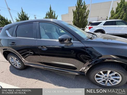 Used 2025 MAZDA CX-5 AWD 2.5 S w/ Preferred Package image 5