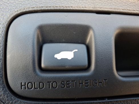 Certified 2025 Honda CR-V Sport Touring image 30