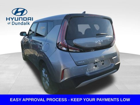 Used 2024 Kia Soul LX w/ Option Group 015 image 2