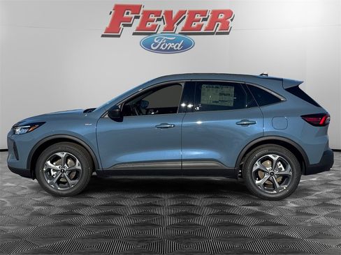 New 2026 Ford Escape ST-Line w/ Cold Weather Package image 4