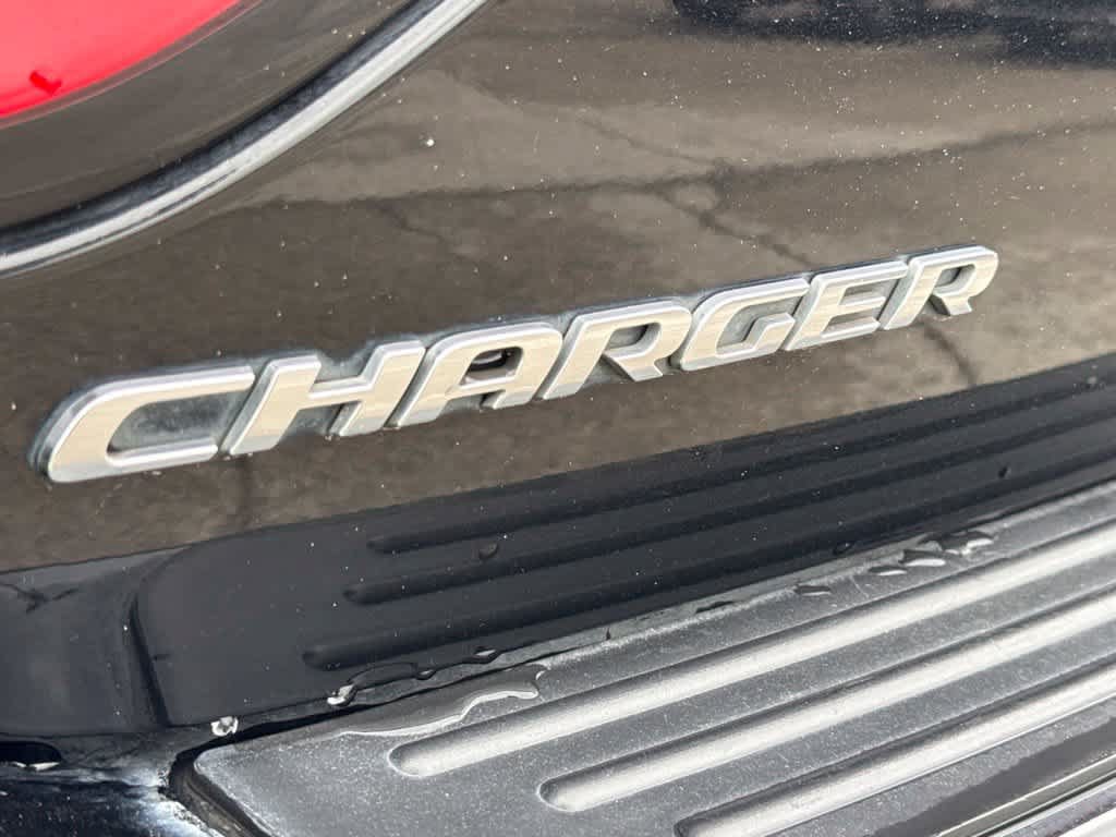 Used 2016 Dodge Charger SXT w/ Rallye Group RWD image 10