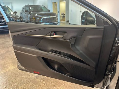 Used 2025 Toyota Camry LE image 20