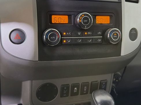 Used 2020 Nissan Frontier SV w/ Midnight Edition Floor Mats image 18