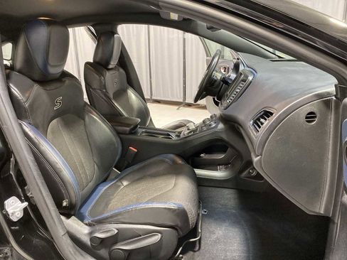 Used 2015 Chrysler 200 S w/ Navigation & Sound Group I image 14