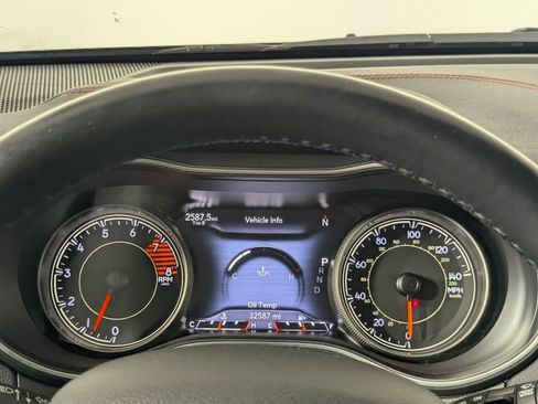 Used 2021 Jeep Cherokee Trailhawk w/ Sun, Sound & Nav Group AWD/4WD image 19