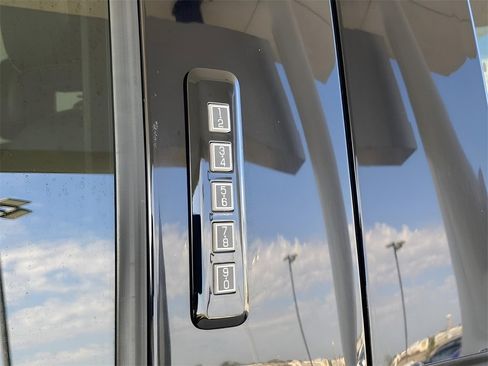 Used 2023 Ford F250 Lariat w/ Sport Appearance Package image 47