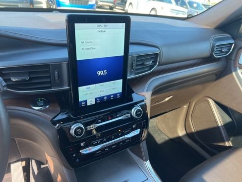 Certified 2021 Ford Explorer King Ranch w/ Premium Technology Package image 14