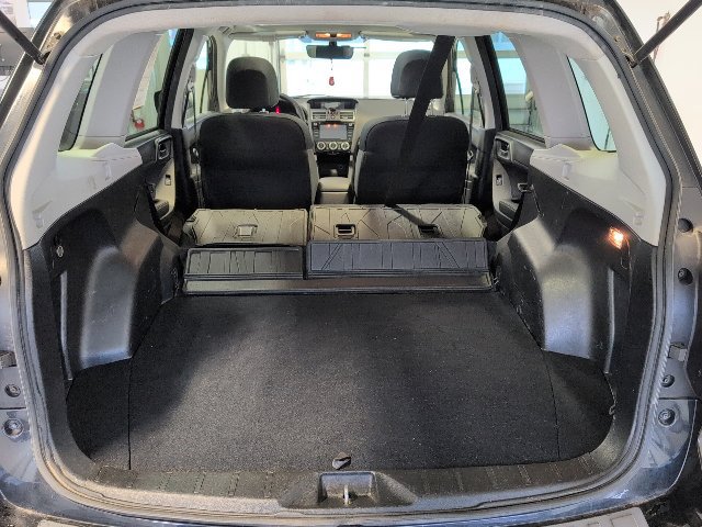 Used 2018 Subaru Forester 2.5i Premium w/ Protection Package #1 AWD/4WD image 31