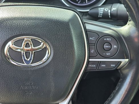 Used 2023 Toyota Camry XLE image 15