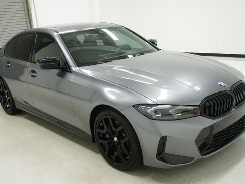 Used 2025 BMW 330i xDrive Sedan w/ M Sport Package AWD/4WD image 3