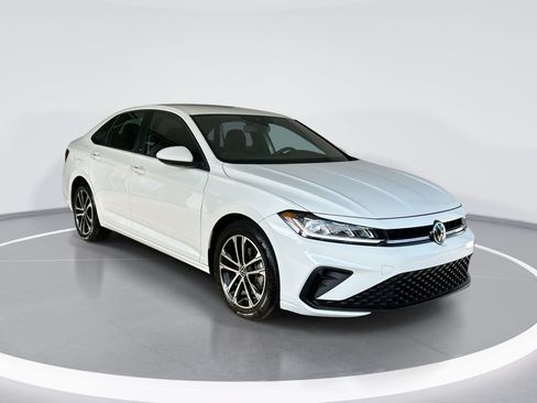 Certified 2026 Volkswagen Jetta Sport FWD image 1
