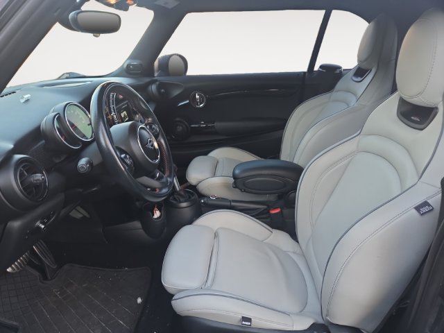 Used 2019 MINI Cooper John Cooper Works w/ Premium Package FWD image 9