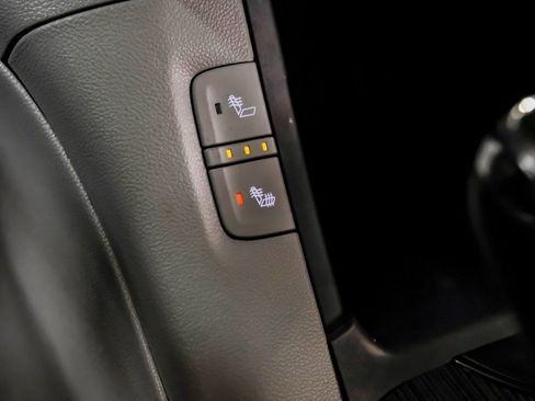 Used 2019 GMC Acadia SLT image 26