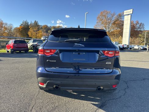 Used 2020 Jaguar F-PACE Prestige image 7