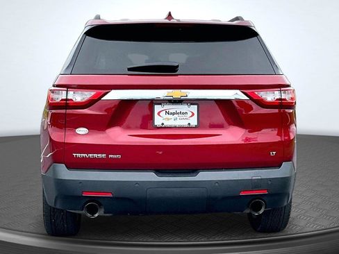 Used 2021 Chevrolet Traverse LT w/ LT Premium Package AWD/4WD image 4