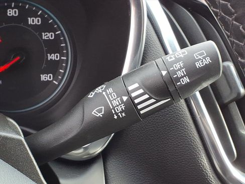 Certified 2024 Chevrolet Equinox LT w/ LPO, Floor Liner Package image 32