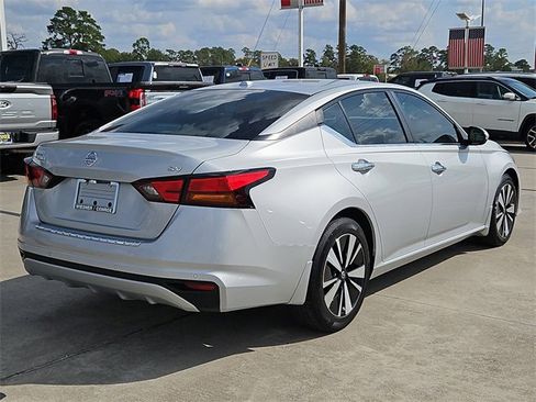 Used 2021 Nissan Altima 2.5 SV image 10