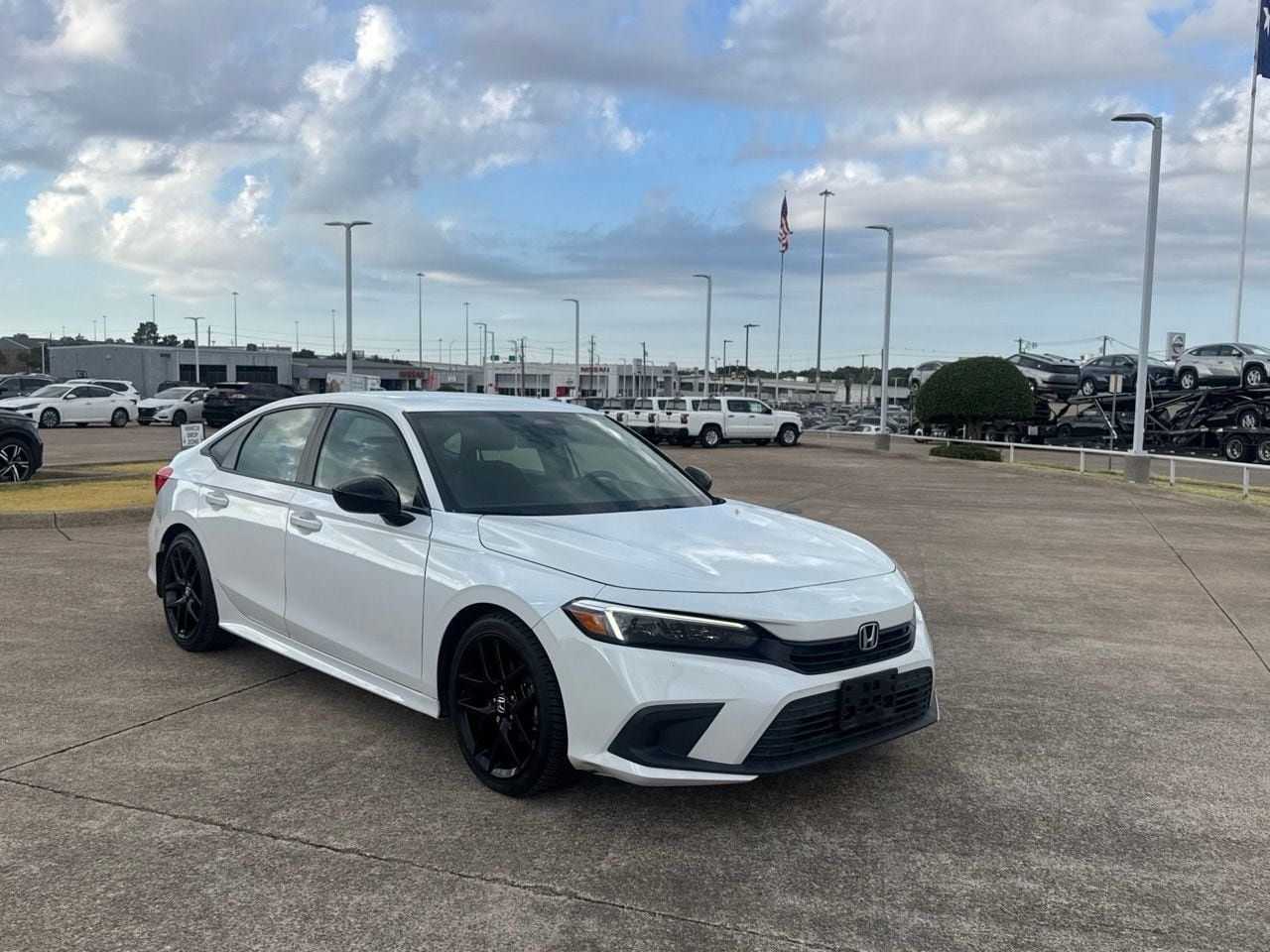 Used 2024 Honda Civic Sport image 1