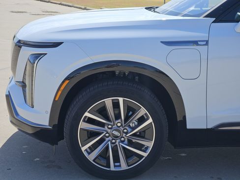 New 2027 Cadillac Vistiq Sport AWD/4WD image 6