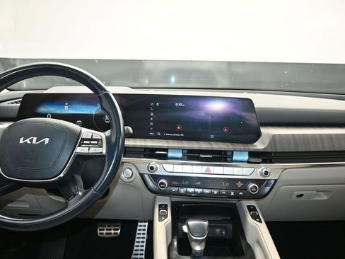 Used 2023 Kia Telluride SX FWD image 19