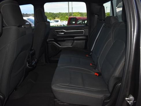 Used 2020 RAM 1500 Big Horn AWD/4WD image 15