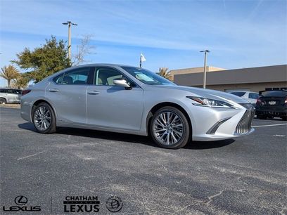 Used 2021 Lexus ES 300h w/ Premium Package