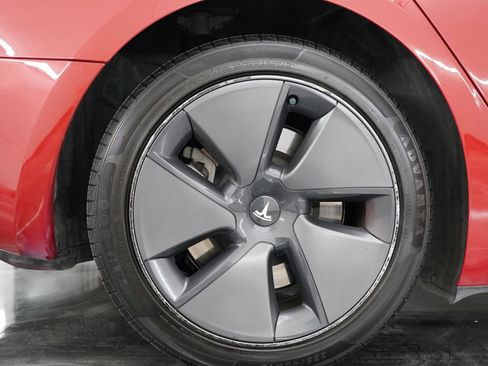 Used 2023 Tesla Model 3 Standard Range RWD image 8