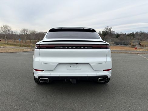 New 2026 Porsche Cayenne Coupe image 6
