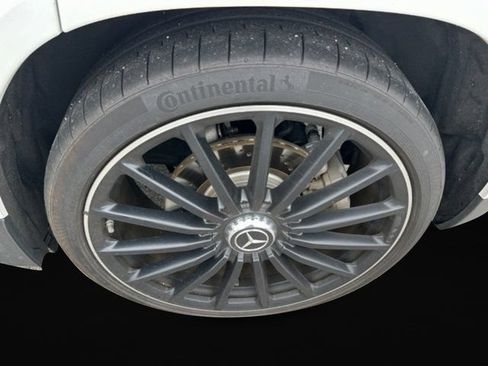 Used 2025 Mercedes-Benz GLA 35 AMG 4MATIC image 6