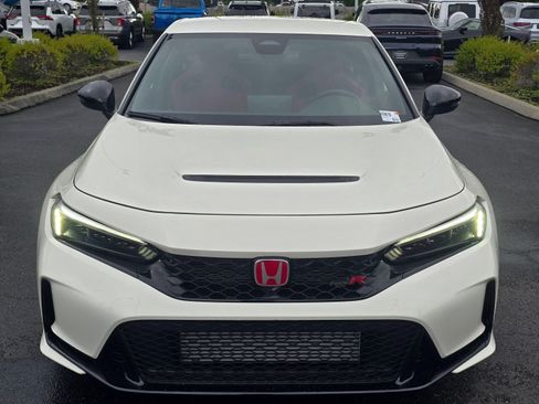 Used 2025 Honda Civic Type R image 8