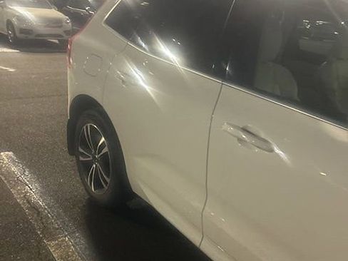 Used 2020 Volvo XC60 T6 Momentum image 8