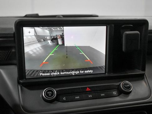 Used 2023 Ford Maverick XL image 16