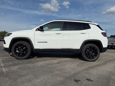 New 2026 Jeep Compass Latitude w/ Quick Order Package 29K image 9