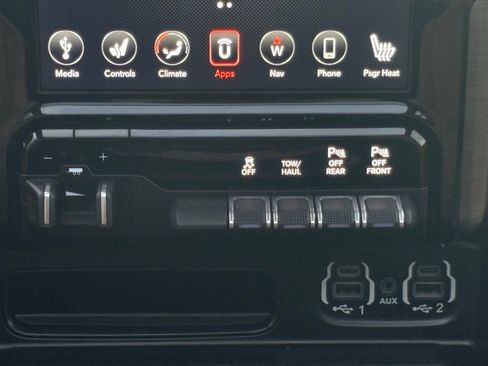 Used 2020 RAM 1500 Limited image 18