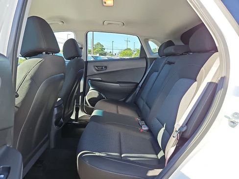 Used 2023 Hyundai Kona SEL w/ Cargo Package AWD/4WD image 9