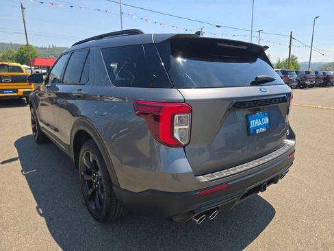 Certified 2023 Ford Explorer ST w/ Equipment Group 401A AWD/4WD image 3