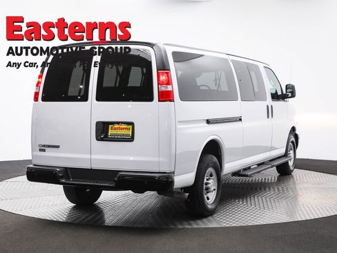 Used 2023 Chevrolet Express 3500 LS image 5