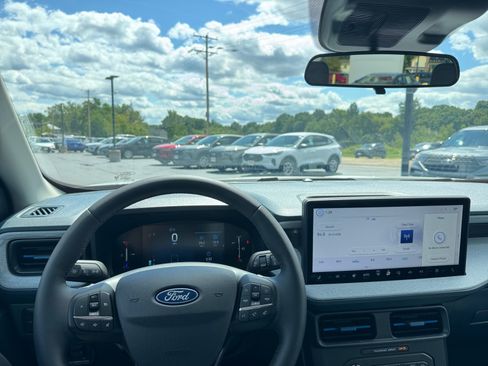 New 2026 Ford Maverick XLT w/ XLT Luxury Package AWD/4WD image 2