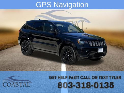 Used 2019 Jeep Grand Cherokee Altitude image 3