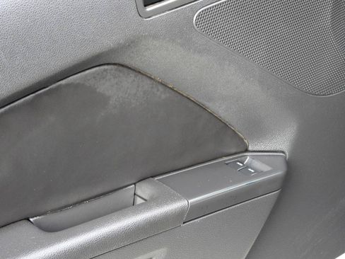 Used 2014 Ford Mustang GT RWD image 48