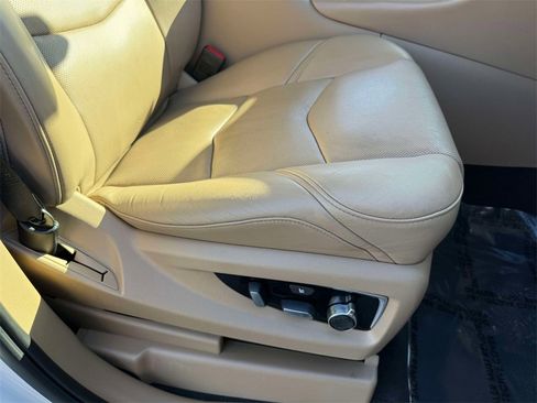 Used 2020 Cadillac Escalade ESV Platinum image 15