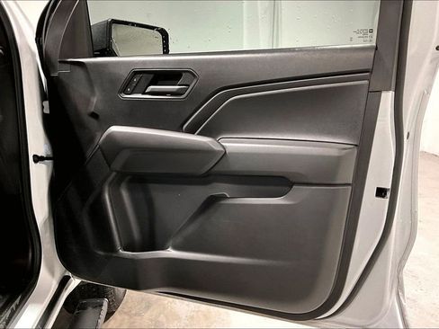 Used 2025 Chevrolet Colorado W/T image 22