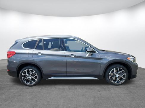 Used 2021 BMW X1 xDrive28i w/ Convenience Package AWD/4WD image 2
